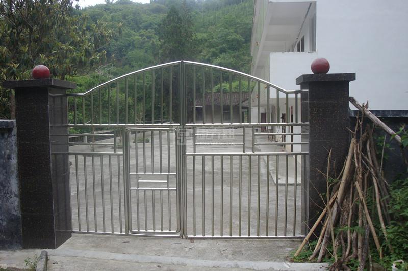 天峨县纳直乡敬老院轮播图1