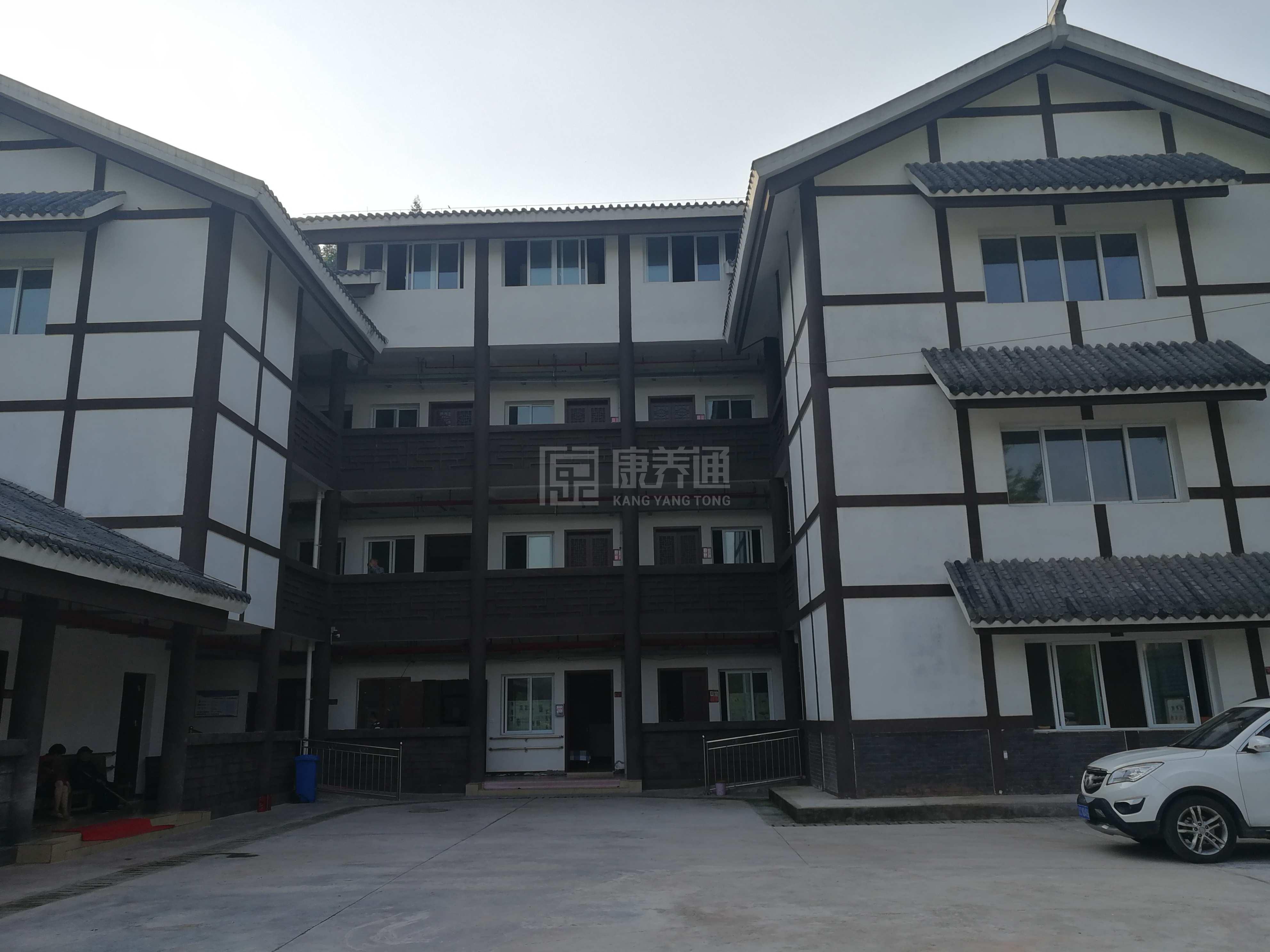 重庆市铜梁区小林镇敬老院环境图-走廊