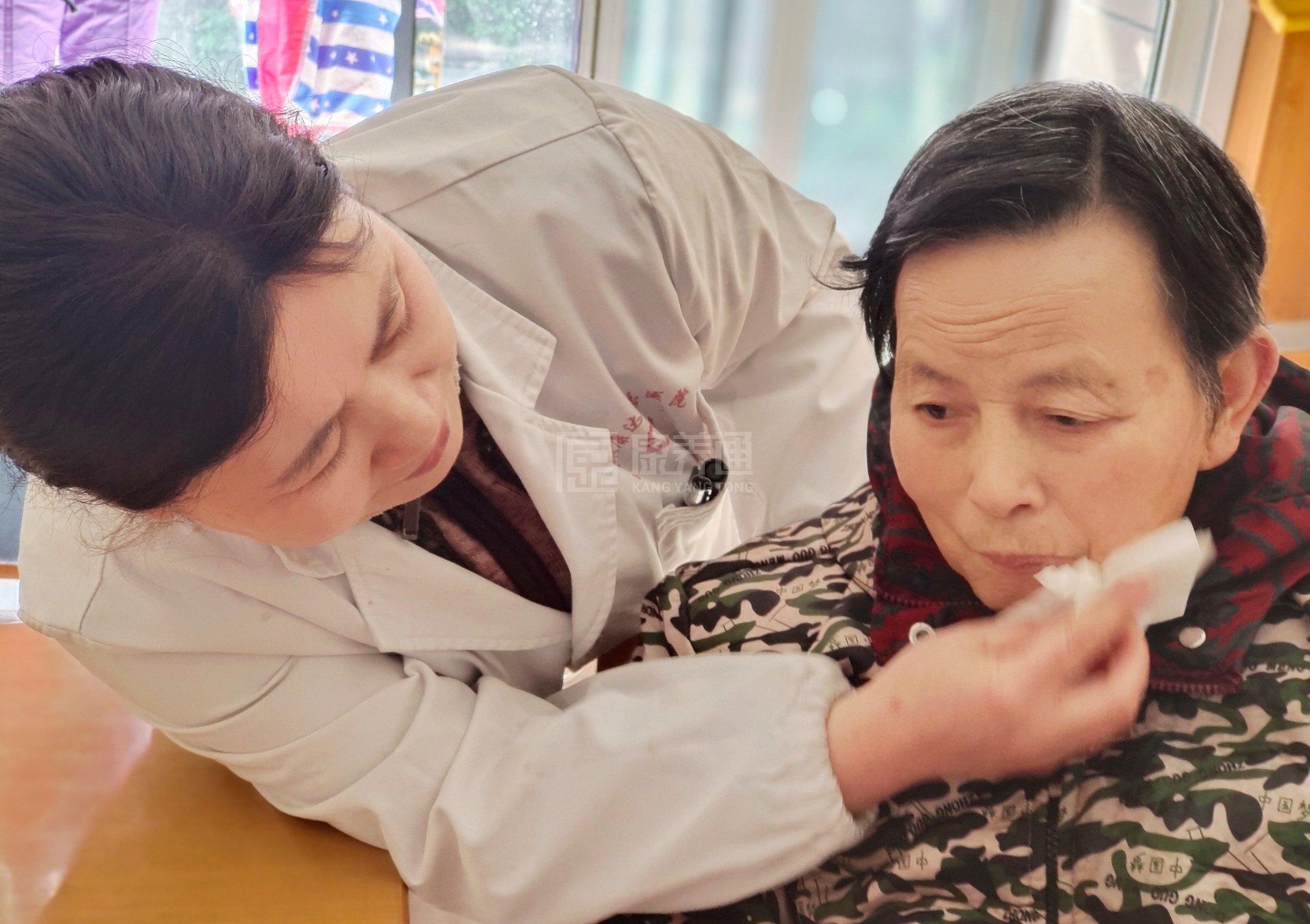 山水华庭长者之家服务项目图5为长者生命健康保驾护航