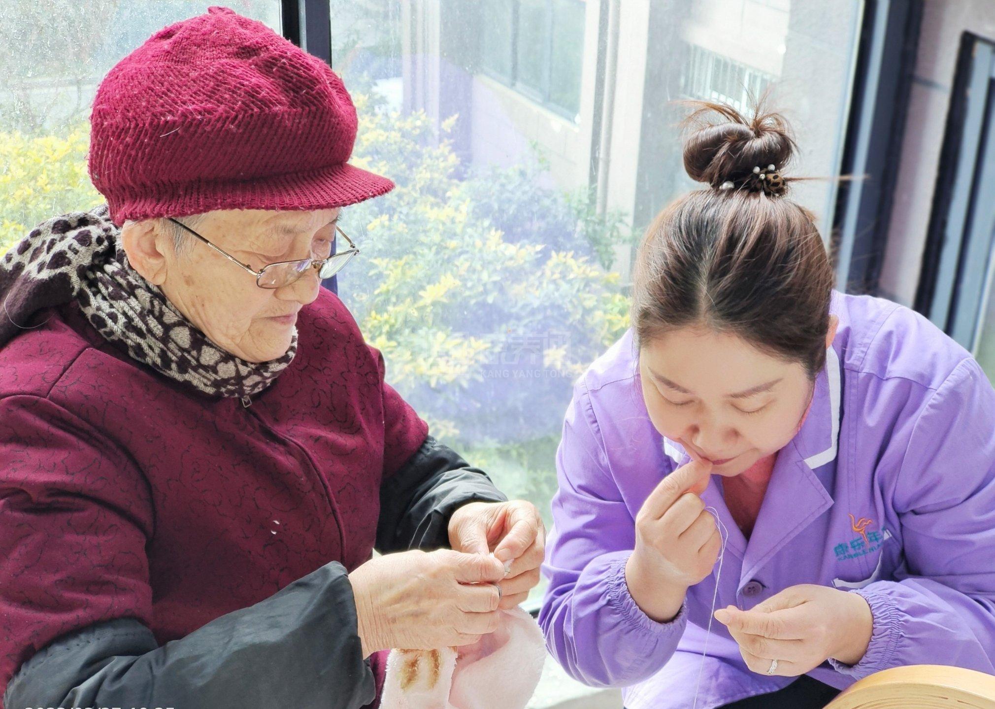 山水华庭长者之家服务项目图1健康安全、营养均衡、味美可口