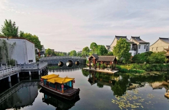 扬州南山公馆关于我们-轮播图1