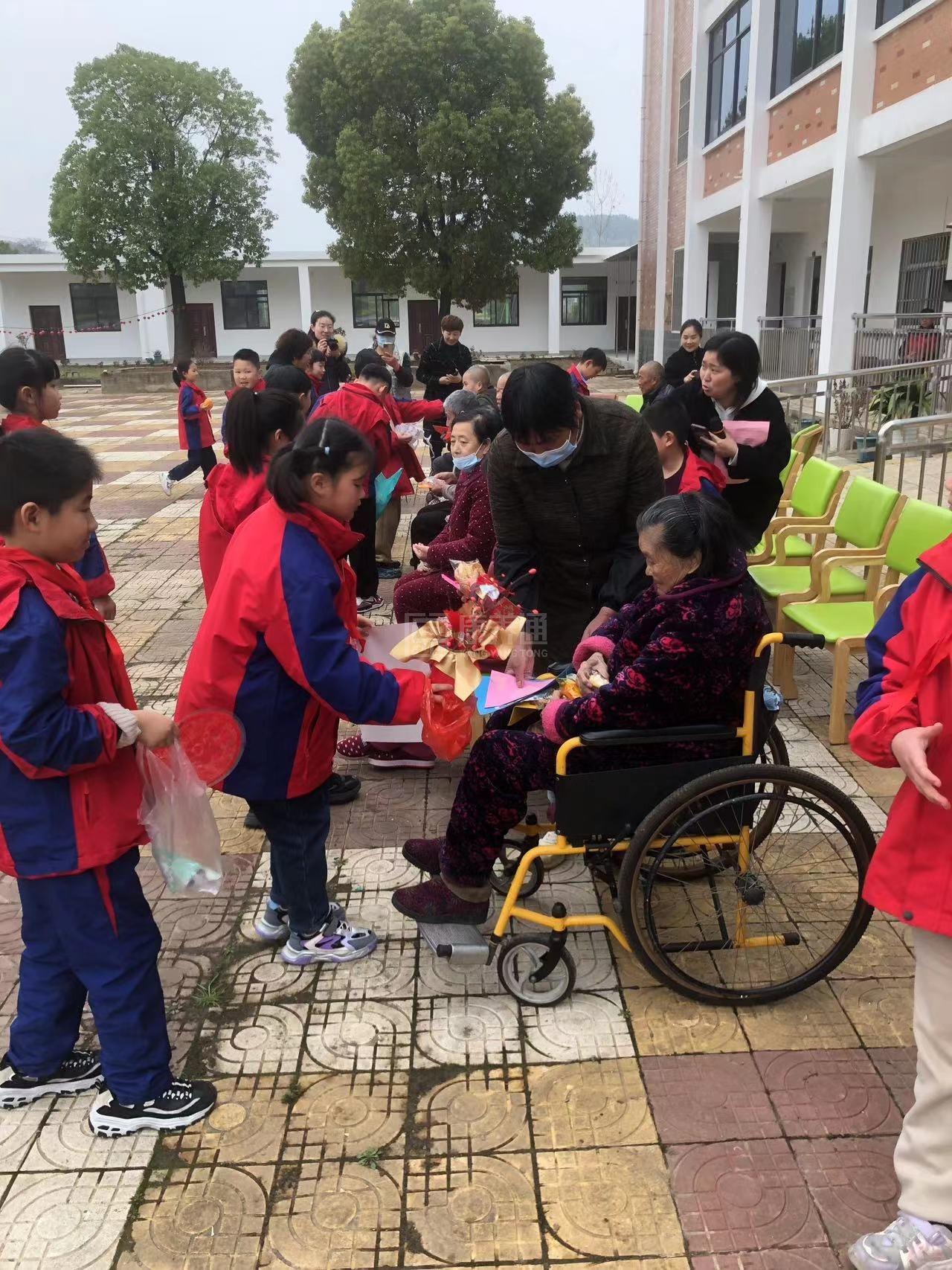 铜陵市义安区金港老年公寓关于我们-轮播图1