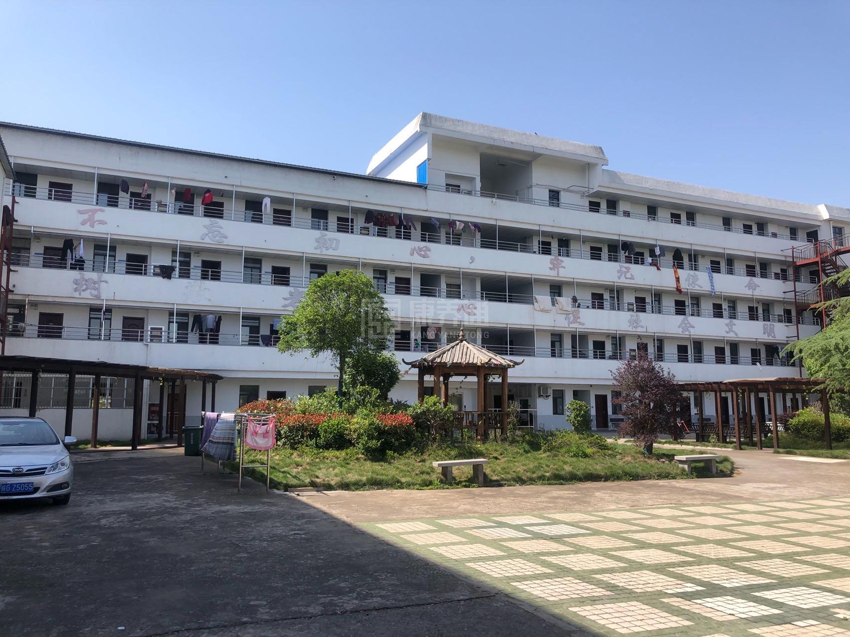 枞阳县枞阳镇中心敬老院轮播图1